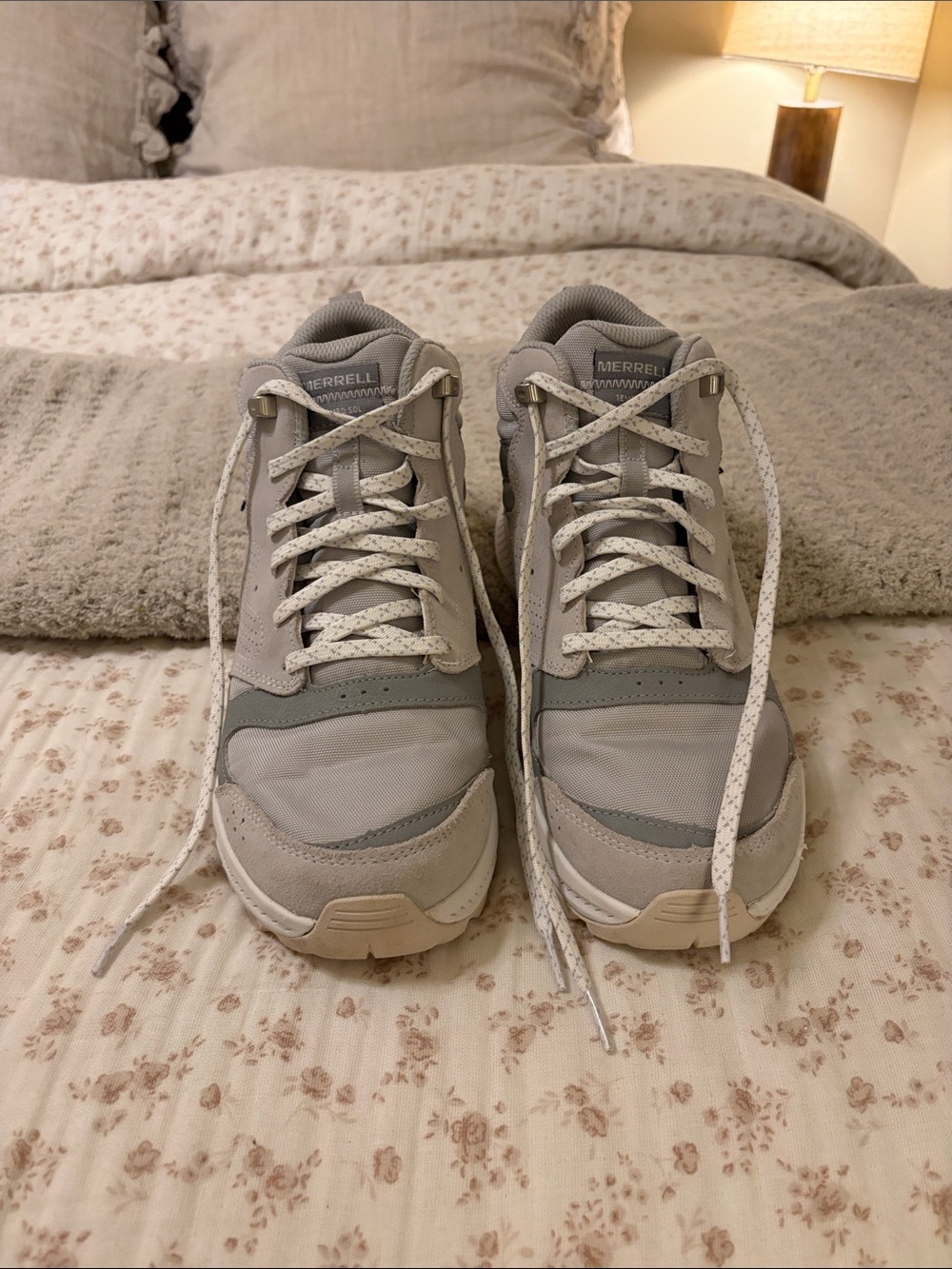 Merrell Women's Light Gray Athletic Hiking Sneakers - Picture 12 of 15